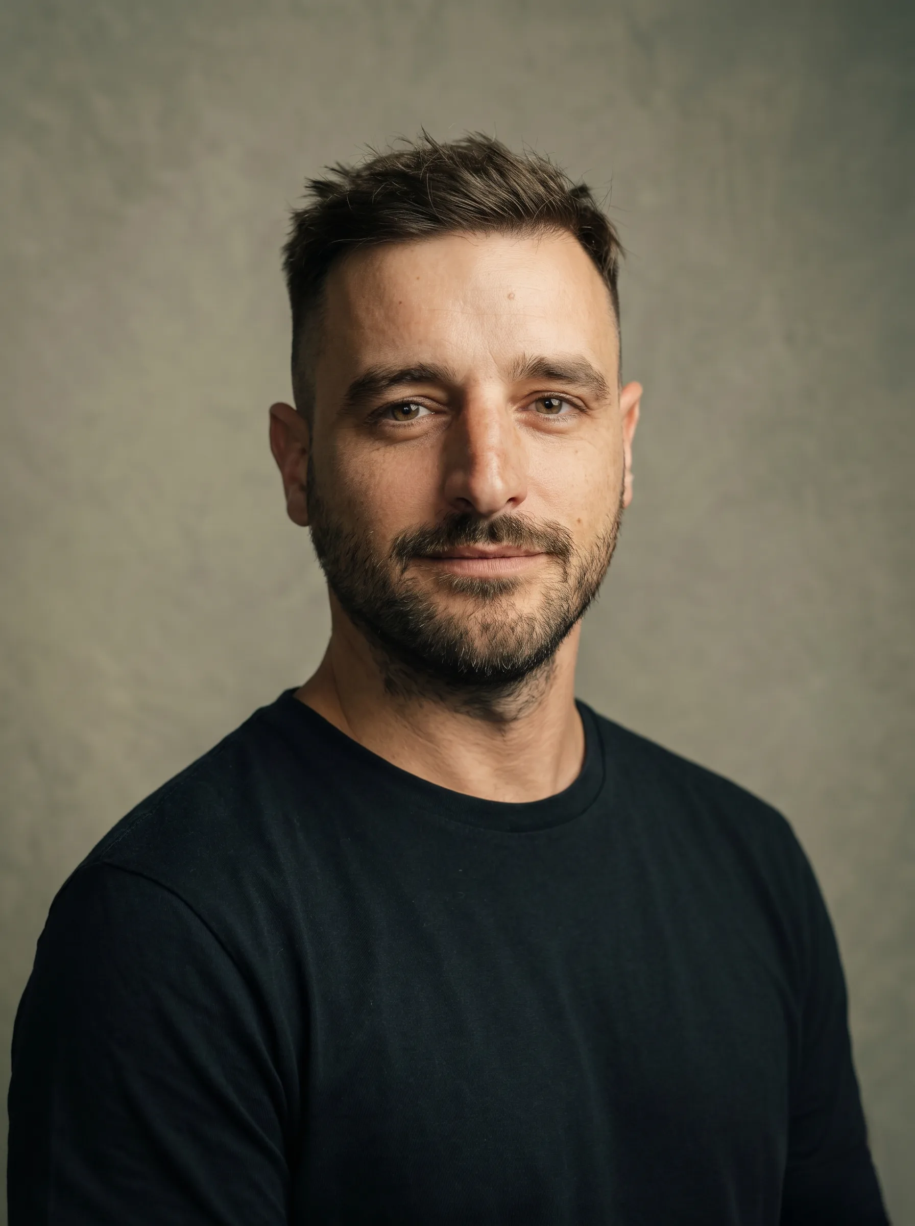 Ezequiel Fernandez Lobo — Founder & Commercial Director
